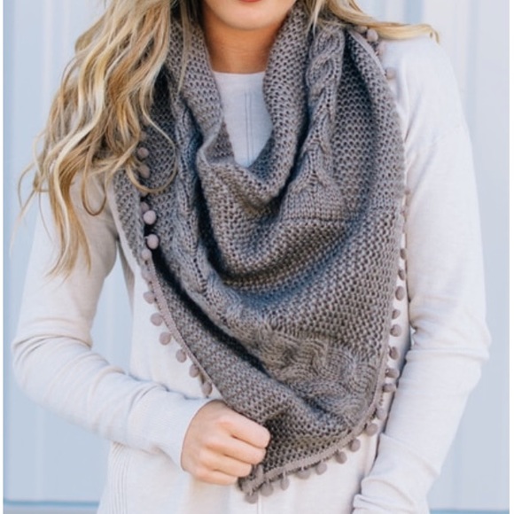 Blue Door Boutique Accessories - NEW Pom Pom Tube Scarf